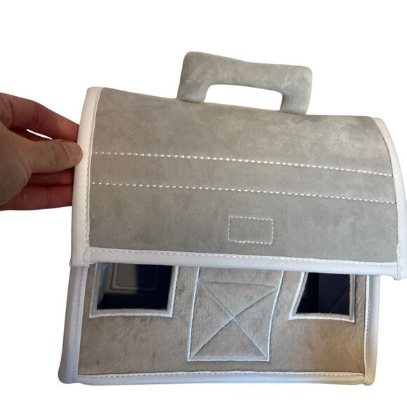 Lambs & Ivy Baby Farm Plush Barn with 4‎ Stuffed Animals Toy - Taupe/Gray/White - Picture 8 of 10